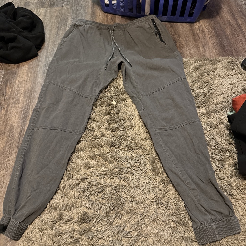 Men's Gray Jogger Pants